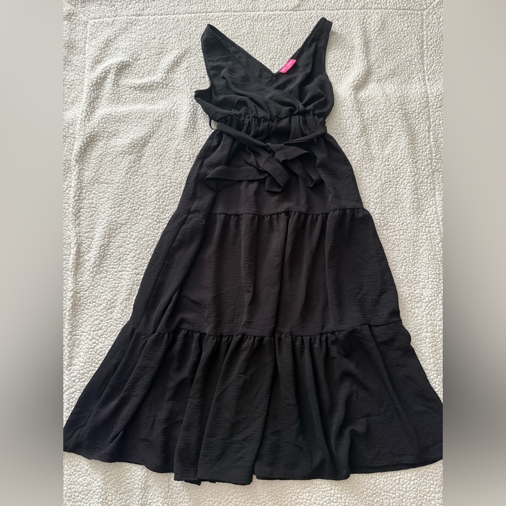 Sophisticated Black Tiered Maxi Dress